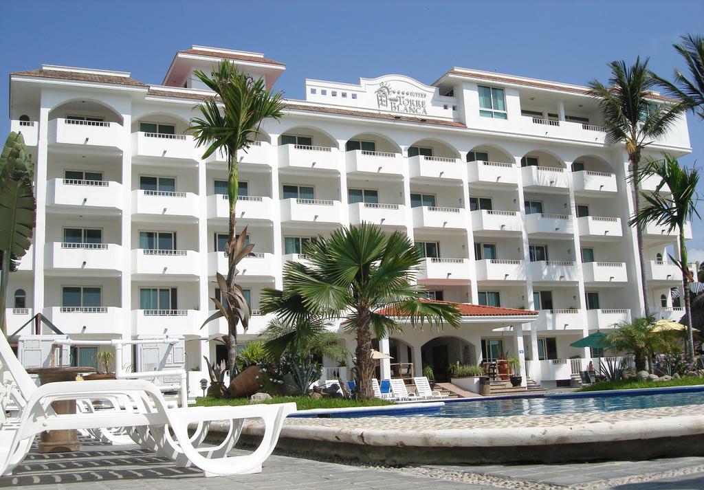 Torreblanca Beach Hotel And Suites Guayabitos - Desayuno Y Comida Incluido Rincón de Guayabitos Eksteriør bilde